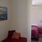 Aigaion House Οτζιάς