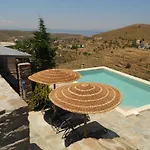 Πανσιόν Aigaion House Οτζιάς