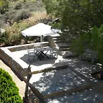 Aigaion House 3* Οτζιάς
