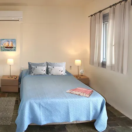 Πανσιόν Aigaion House Οτζιάς