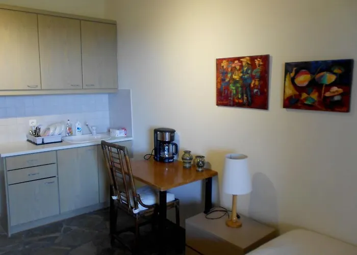 Guest house Aigaion House