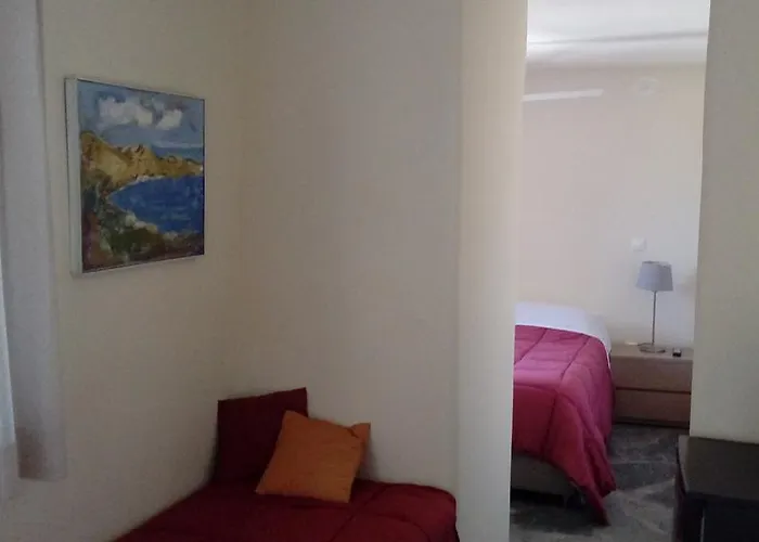 Aigaion House Otzias